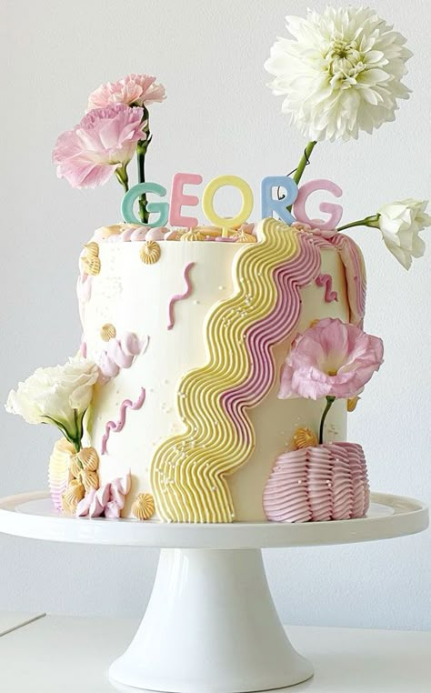 buttercream cake, simple birthday cake, birthday cake ideas, birthday cake design Simple Buttercream Cake Designs, Rainbow Pastel Cake, Ice Cream Cake Designs, Writing On Cakes, Rainbow Buttercream Cake, Trending Cake Designs, Cake Decorating Simple, 50 Birthday Cake, Teletubbies Cake