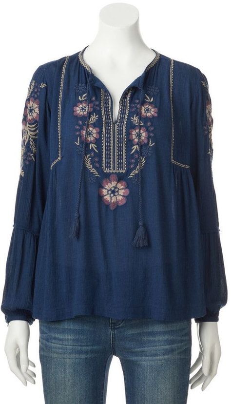 I love embroidered tunics and clothes. This navy blue blouse is so pretty #embroidered #commissionlink Embroidered Peasant Top, Fusion Tops, Indian Bridesmaid Dresses, Embroidered Cotton Top, Girls Dresses Diy, Bell Design, Vibrant Style, Embroidered Tunic Top