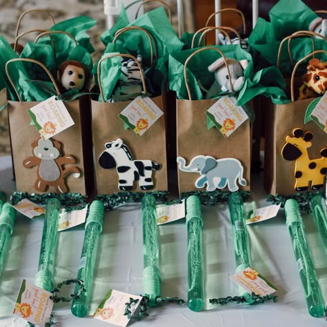 Jungle Theme Giveaways, Wild One Goodie Bags, Jungle Theme Goodie Bags, Wild One Candy Bags, Jungle Birthday Favors, Safari Loot Bag Ideas, Jungle Goodie Bag Ideas, Jungle Party Bags, First Birthday Party Bags Ideas