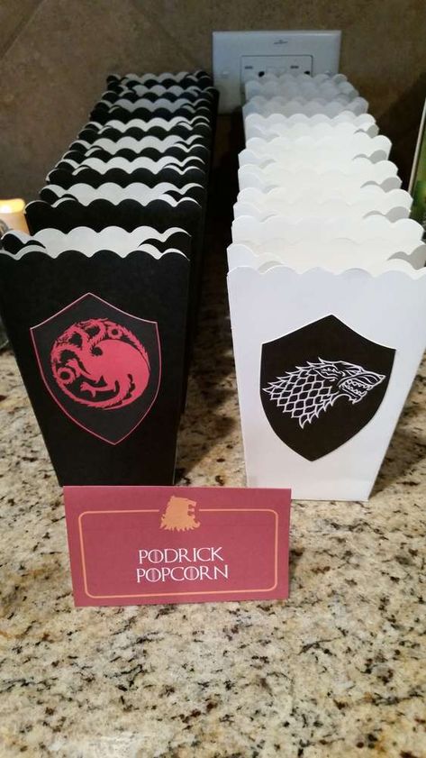 Game Of Thrones Decorations Party, Game Of Thrones Crafts, Game Of Thrones Themed Party, House Of The Dragon Party Ideas, Game Of Thrones Gender Reveal, Game Of Thrones Party Ideas, Game Of Thrones Birthday Party Ideas, Game Of Thrones Baby Shower Ideas, Game Of Thrones Theme Party