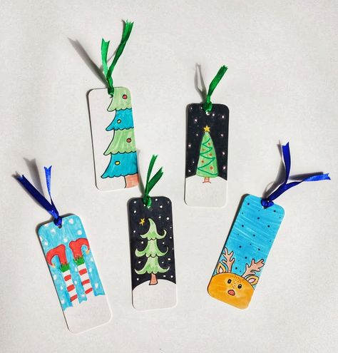 #craft #DIY #handmade #bookmark #christmas #2023 Bookmark Craft Creative, Christmas Bookmarks Diy, Bookmarks Kids Craft, Nature Bookmark, Bookmark Christmas, Christmas Bookmark, Homemade Bookmarks, Teacher Projects, Christmas Bookmarks