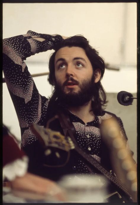 Paul Mccartney Beard, Linda Eastman, Paul And Linda, Paul And Linda Mccartney, Bug Boy, Beatles Photos, Linda Mccartney, Sir Paul, Beatles Songs