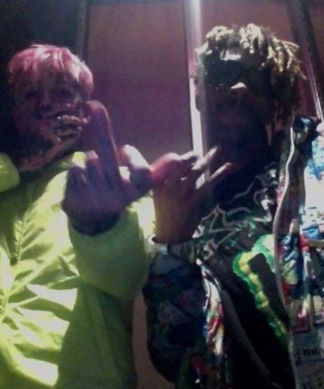 Peep And Tracy, Lil Tracy, Lil Peep Hellboy, Normal Guys, Best Friend Songs, Two Best Friends, Best Duos, Living Forever, Forever Young