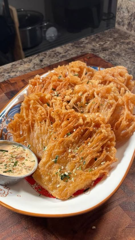 Fried Enoki Mushrooms Recipe - Tasty Enoki Mushroom Recipe, Tasty Logo, Enoki Mushrooms, Fried Mushrooms, Menu Recipes, Vegetarian Foods, Tastemade Recipes, Spicy Mayo, Nooks And Crannies