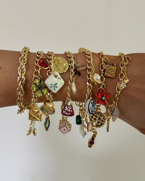 the charm bracelets of your dreams!!!💐✨our mix of modern & vintage charms come together to create endless unique, girly chic styles. scroll to see updated charm options💭 #charmbracelets #summerjewelry #jewelryinspo #vintagestyle #summeroutfit #charmbracelet #pinterestaesthetic #pinterestgirl #cottagecore Maximalist Jewelry, Ahs Style, Xoxo Jewelry, Dope Jewelry Accessories, Cute Jewellery, Jewelry Accessories Ideas, Dope Jewelry, Jewelry Fashion Trends, Jewelry Essentials