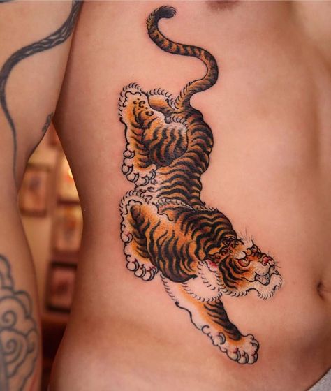 Chinese Style Tiger Tattoo, Asian Tiger Tattoo Japanese Style, Chinese Animal Tattoo, Hindu Tiger Tattoo, Japanese Tiger Tattoos, Vietnamese Tiger Tattoo, Climbing Tiger Tattoo, Sumatran Tiger Tattoo, Japan Tiger Tattoo