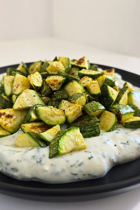 Roasted Zucchini With Yogurt Sauce Roasted Zucchini, Roast Zucchini, Yogurt Sauce, Plain Yogurt, Fresh Dill, Quick Healthy, Plant Based Recipes, Tray Bakes, Cooking Tips