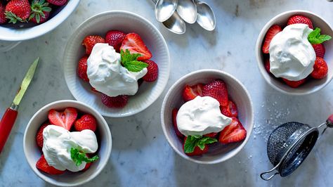 Here’s a perfect summer recipe from “How to Cook Everything” for berries with Swedish cream — a mixture of sour and fresh cream, is akin to crème fraîche, but quicker to make (and certainly with easier-to-find ingredients) Make this with any berries you like. Swedish Cream, Nigella Lawson Recipes, Warm Desserts, Fresh Strawberry Pie, Summer Recipe, Nyt Cooking, New Fruit, Baked Dessert Recipes, Fresh Cream