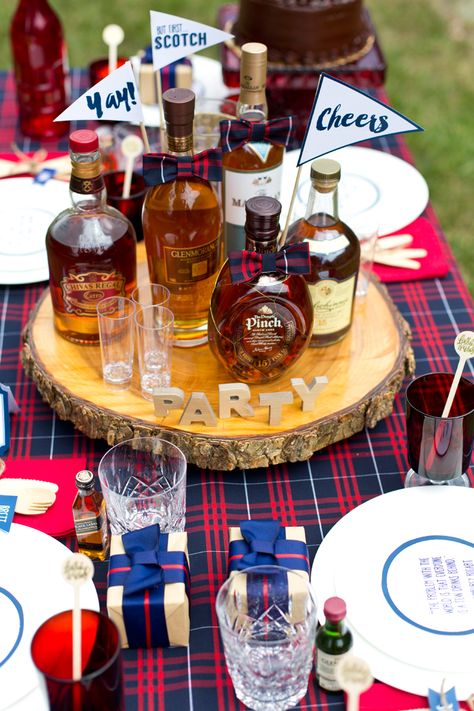 A Dapper Gentleman's Scotch Themed Birthday Party! Mens Birthday Ideas Decorations, Gentleman Party Ideas, Adult Birthday Party Themes, Pub Party, Birthday Themes For Adults, Birthday Party Decorations For Adults, Adult Party Themes, Mens Birthday Party, 30th Bday