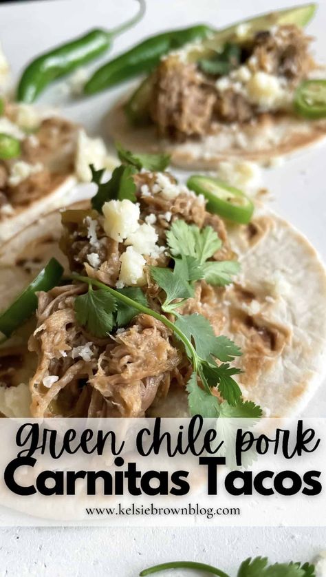 A Torchy's Tacos copycat recipe! These slow cooker Green Chile Pork Tacos are tender, juicy, and loaded with vibrant flavor! Crock Pot Green Chili, Green Chile Pork, Shredded Pork Tacos, Pork Carnitas Tacos, Green Chili Pork, Pork Carnitas Slow Cooker, Carnitas Tacos, Easy Crockpot Dinners, Crock Pot Tacos