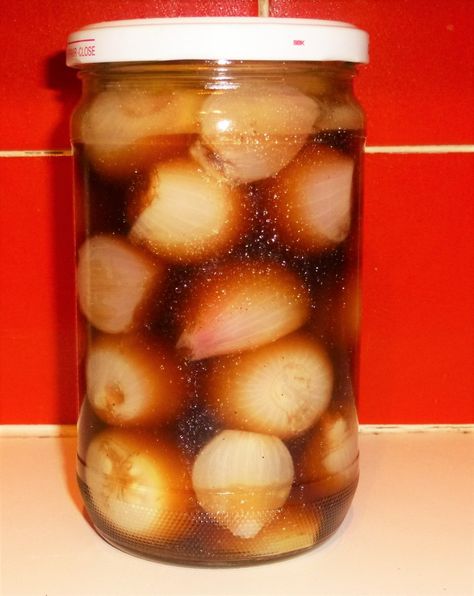 Shallot Recipes Healthy, Shallots Recipe, Pickle Onions Recipe, Balsamic Vinegar Recipes, Shallot Recipes, Pickled Shallots, Balsamic Onions, Best Pickles, Pickled Garlic