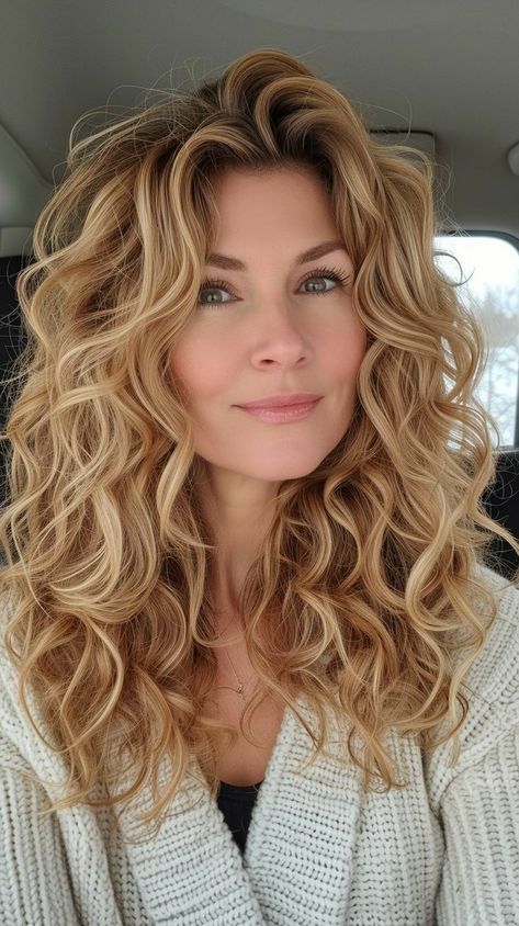 "Elegant Transformations: Gorgeous Hairstyles and Haircuts for Women Over 50. Rediscover Your Radiance! Timeless Looks for Timeless Beauty. Spring Hair Color, Medium Curly Hair Styles, Chique Outfits, Long Blonde, Long Blonde Hair, Curly Hair Cuts, Long Curly Hair, Long Curly, Hair Transformation