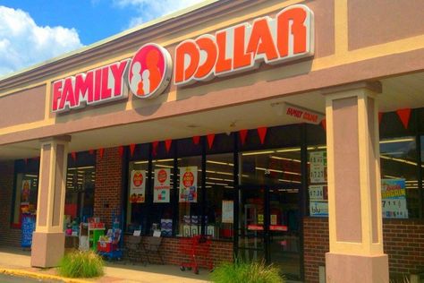 Some dollar store items contain toxic materials that can impact your health and the health of your family. This study discovered which products are high risk. Warner Robins Georgia, Family Dollar, Appliances Design, La Colors, Home Decor Store, Dollar Tree, Dollar Stores, Cool Things To Buy, Budgeting