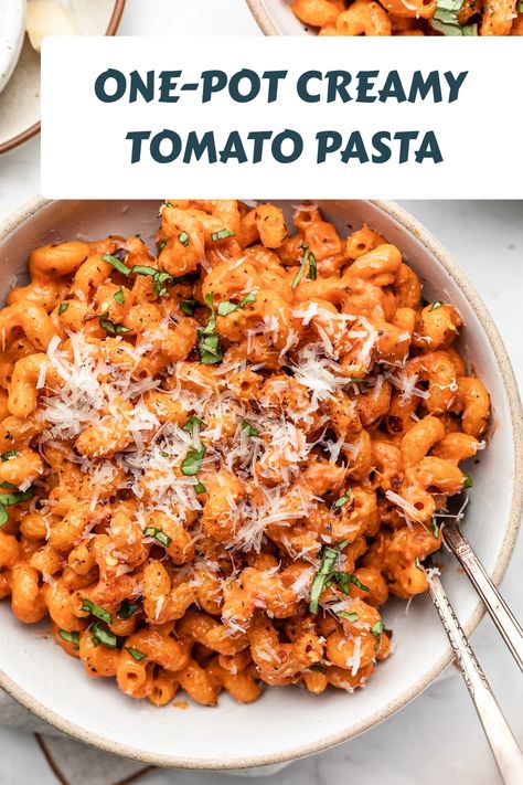 One-Pot Creamy Tomato Pasta One Pot Creamy Pasta, Creamy Tomato Pasta Sauce, Pink Sauce Pasta, Creamy Tomato Pasta, Pink Sauce, Italian Chopped Salad, Tomato Pasta Sauce, Creamy Tomato Sauce, One Pot Pasta