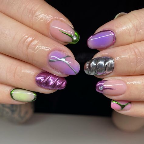 Purple and green chromey freestyle set 💜 . . . . . #bristolnails #bristolbiab #bristolnailart #freestylenails #purpleandgreennails #chromenails #nailart #magpiebuildit #magpiebeauty Perpul Nails, Lavender And Green Nails, Green And Purple Nail Designs, Purple And Green Nails Acrylic, Purple And Green Nails Design, Green Purple Nails, Freestyle Nail Designs, Purple Green Nails, Green And Purple Nails