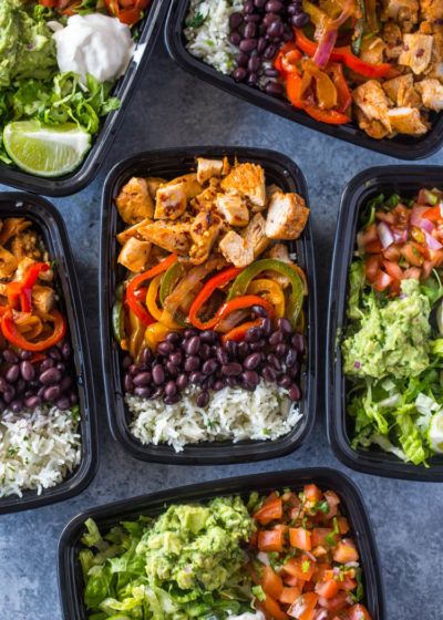 Meal Prep | Gimme Delicious - Part 2 Chicken Burrito Bowls, Plats Healthy, Best Meal Prep, Chicken Burrito, Burrito Bowls, Resep Diet, Lunch Bowl, Chicken Meal Prep, Prepped Lunches