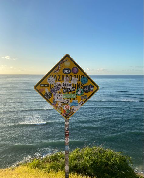 Aesthetic Road Signs, Road Signs Aesthetic Room, Road Sign Aesthetic, Road Signs Aesthetic, Road Signs Paintings, Lany Aesthetic, Crossroad Sign, Road Work Sign, Hawaii Stickers