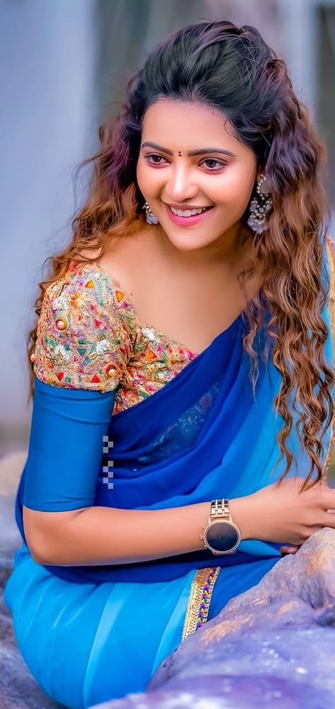 Hiroin Image, Atulya Ravi, Athulya Ravi, Simple Girl Outfits, Shweta Tiwari, Beautiful Photoshoot, South Actress, Hindu Art, Beautiful Smile Women