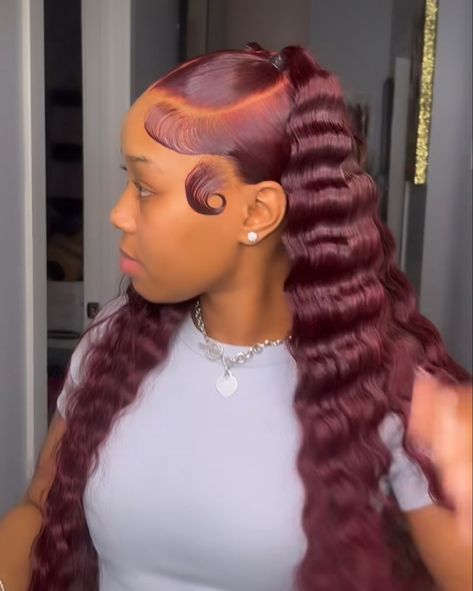 99j Lace Front Wig Styles, Frontal Wig Style Ideas, Red Deep Wave Wig Styles, Red Half Up Half Down, Styles For Frontal Wigs, Medium Length Weave Hairstyles, Burgundy Wig Hairstyles, Red Wig Hairstyles, Cute Frontal Hairstyles