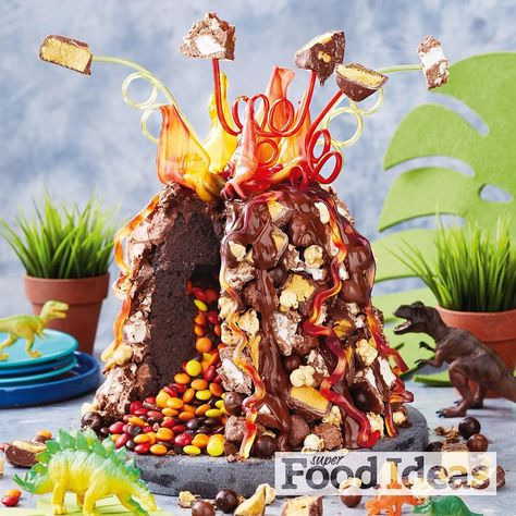 Healthy Food for a Stronger Immune System Piniata Cake, Lava Party, Dino Torte, Volcano Party, Volcano Birthday, Volcano Cake, Floor Is Lava, Dino Cake, Dinosaur Birthday Cakes