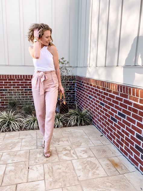 Blush Pink Paperbag Pants - Savvy Lane Pink Ladies Outfit, Bralette Outfit, Just Live, Fashion Blogger Outfit, Cool Kids Clothes, Paperbag Pants, Blogger Outfits, Outfit Layout, Is It Just Me