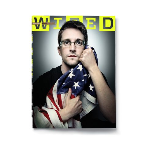 @wired  Editor in Chief: Scott Dadich Executive Creative Director: Billy Sorrentino Photography: Platon Wired Magazine Cover, Jackie Onassis, Edward Snowden, Photographs Of People, Famous Photographers, School Photos, Male Portrait, Creative Portraits, Studio Portraits