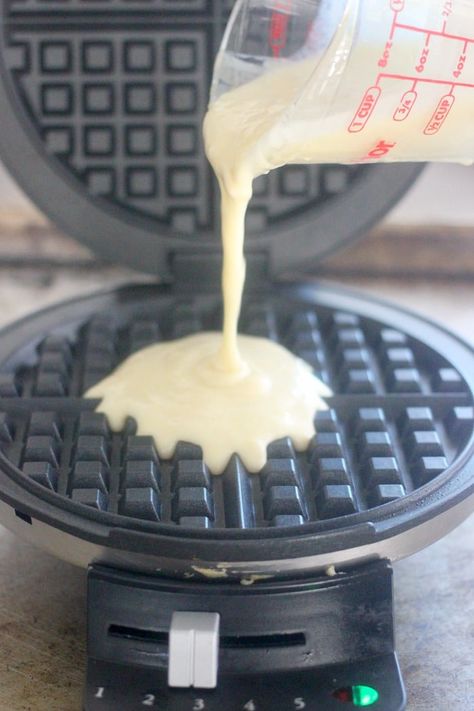 This Easy Waffle Recipe is the only waffle recipe you will ever need! This quick waffle recipe can be used for simple classic waffles or can be used to make endless variations of waffle flavors! Waffle Recipe Easy, One Waffle Recipe, How To Make Waffle, Recipes Waffles, Waffle Batter Recipe, Homemade Waffle, Make Waffles, Waffle Batter, Easy Waffle Recipe