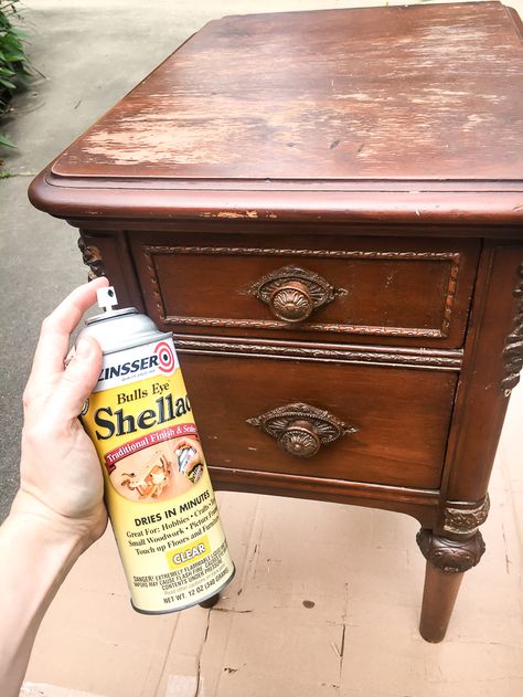 spray dark furniture with shellac before painting to prevent bleed through Shipping Furniture, Gilded Furniture, Muebles Shabby Chic, Nightstand Makeover, Demilune Table, Repainting Furniture, Using A Paint Sprayer, Painted Bedroom Furniture, Chalk Paint Ideas