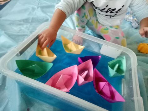 Boat Sensory Play, Transport Sensory Play, Boat Activities For Toddlers, Boat Sensory Bin, Water Transportation Activities, Ece Activities, Sailboat Craft, Sensory Water, Water Transport