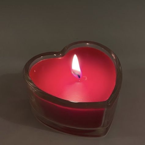 Red Coquette Room Decor, Candles Coquette, Superache Aesthetic, Vela Aesthetic, Heart Things, Candle Obsession, Soya Mumu, Lovecore Aesthetic, Loving Him Was Red