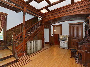 Victorian Gothic Interior, Huge Mansions, Gothic Interior, Wood Staircase, Victorian Interiors, Mansions Homes, Old House Dreams, Staircases, Queen Anne