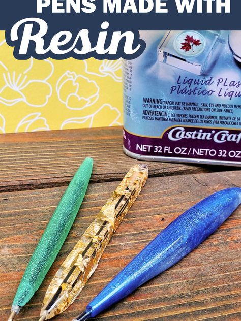 Learn to make resin pens with polyester resin. They make beautiful gifts and you'll want to keep some too. Resin Pens, Resin Pen, Diy Resin Projects, Resin Ideas, Polyester Resin, Resin Projects, Resin Craft, Friendly Plastic, Diy Resin