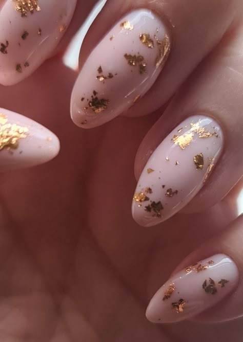 Gold Flake Nails Pink, Chrome Nails With Gold Flakes, Milky Nails Gold Foil, Milky White Nails With Gold Flakes, Light Pink Nails With Gold Flakes, Nail Ideas With Foil Flakes, How To Use Gold Foil Flakes On Nails, Nail Design With Gold Flakes, White And Gold Flake Nails