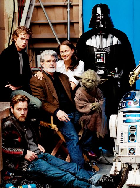 lemonpunch — Annie Leibovitz’s 2005 Star Wars Vanity Fair... Star Wars Meme, Star Wars Cast, Ingmar Bergman, Star Wars Love, Septième Art, Annie Leibovitz, Star Wars Film, Trainspotting, Hayden Christensen