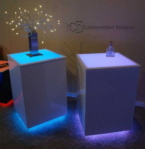 Lounge Nightclub, Design Vip, Lounge Table, Furniture Bar, Bar Interior Design, Products Ideas, Bar Interior, Lounge Furniture, Bar Furniture