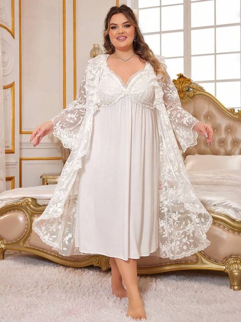 Shein Lingerie, Wedding Nightgown, Kibbe Romantic, Beach Bod, Plus Size Robes, Peignoir Sets, Set Plus Size, Plus Size Bride, Gown Plus Size