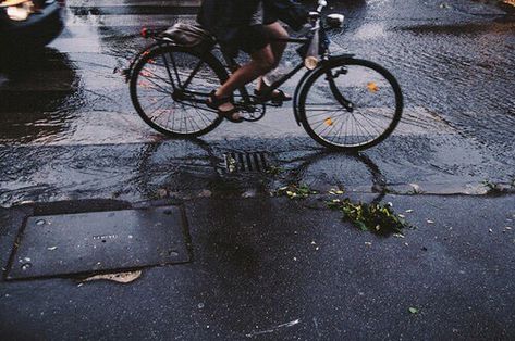 Biking In The Rain, Tom's Diner, Kiss Me Goodbye, Sky Window, Emily Fields, Mabel Pines, Stranger Things Aesthetic, Will Byers, Hogwarts Houses