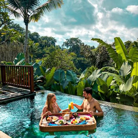 Bali Pool Breakfast, Bali Floating Breakfast, Floating Breakfast In Bali, Floating Breakfast, Bali Travel Photography, Affordable Honeymoon, Destination Honeymoon, Bali Honeymoon, Voyage Bali