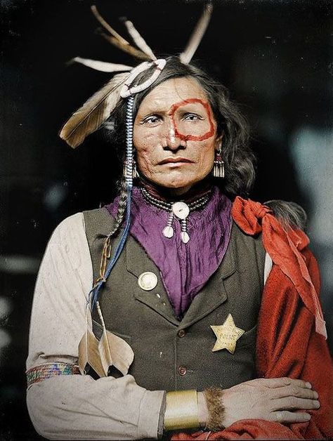 Iron White Man, Oglala Lakota Sioux Native American Native American Drawing, Sioux Tribe, 19th Century Portraits, Lakota Sioux, Native American Men, Indian Pictures, Old Portraits, Native American Photos, Native American Peoples