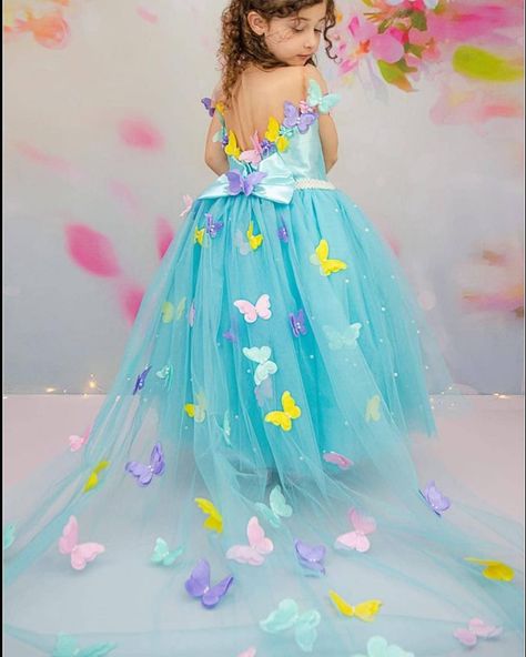 Kids Dresses Sewing, Flower Dress For Kids, Butterfly Frocks For Kids, Birthday Dress For Girls Kids, Kids Fashion Dress Princesses, Butterfly Themed Dress, Kids Gown Princesses, Kids Birthday Dress For Girl, Butterfly Dress Gowns