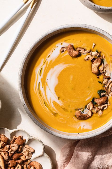 Coconut Pumpkin Soup, Pumpkin Soup Coconut Milk, Spicy Pumpkin Soup Recipe, Pumpkin Soup With Coconut Milk, Oat Flour Banana Bread, Pumpkin Coconut Soup, Toasted Cashews, Thai Pumpkin Soup, Spicy Pumpkin Soup