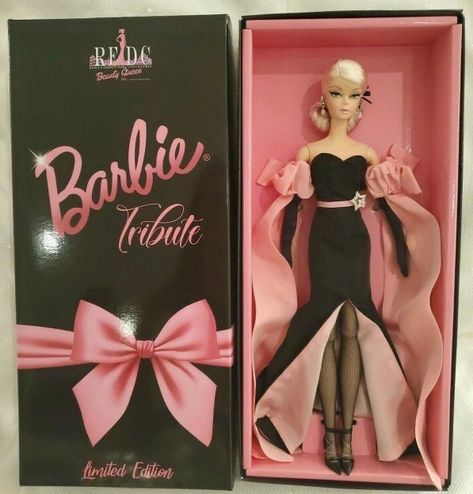 Most Iconic Barbie Dolls, Designer Barbie Dolls, Barbie Dolls Collections, Classic Barbie Dolls, Rare Barbie Dolls, Old Barbies, Silkstone Barbie Doll, Iconic Barbies, Iconic Barbie Dolls