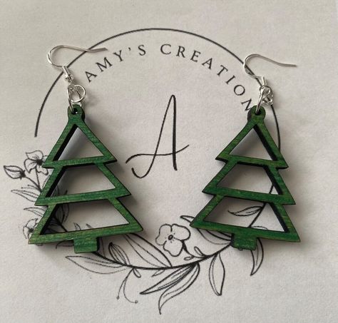 AmysCreations888 - Etsy Christmas Earrings Handmade, Christmas Tree Making, Laser Cut Wood Earrings, Moms Crafts, Wood Burning Crafts, Laser Cut Earrings, Cute Christmas Tree, Tree Earrings, Charming Christmas