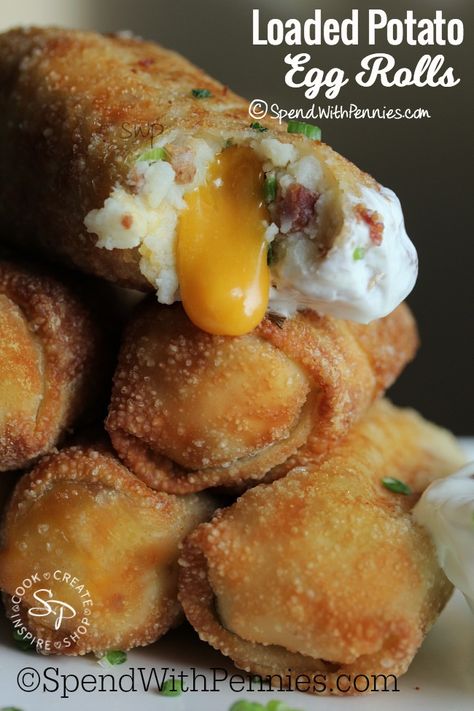 Loaded Mashed Potato Egg Rolls. Crispy egg rolls stuffed with creamy loaded mashed potatoes and gooey cheese!  This may be my favorite egg roll recipe yet! Potato Egg Rolls, Telur Gulung, Crispy Egg, Leftover Potatoes, Loaded Mashed Potatoes, Spend With Pennies, Egg Roll Recipes, Leftover Mashed Potatoes, Roll Recipes