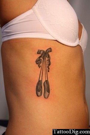 The first tattoo I will get! Pointe Shoe Tattoo, Ballet Shoes Tattoo, Side Rib Tattoo, Shoes Tattoo, Ballet Tattoos, Ballerina Tattoo, Shoe Tattoo, Shoes Ribbon, Tattoos On Side Ribs