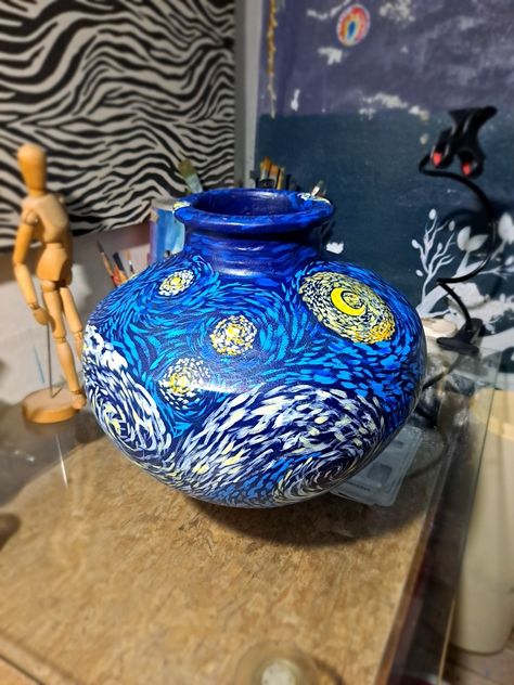 Starry night on pot Starry Night Pottery, Zodiac Gods, Van Gogh Drawings, Clay Cafe, Night Jar, Ceramic Projects, Pot Painting, Starry Night Painting, Night Sky Painting