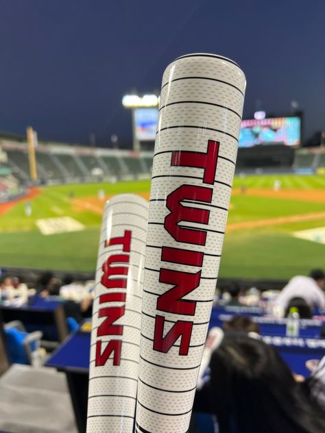 ♡ stayc ♡ sumin ♡ weverse ♡ LG TWINS ♡ baseball ♡ Twins Baseball, Coors Light Beer Can, Beer Can, Beverage Can, Twins, Bubbles, Baseball, Drinks, Canning