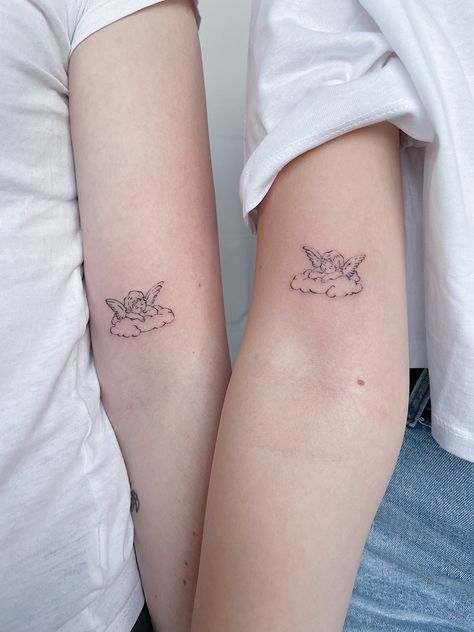 Matching Tattoos Dainty, Sister Remembrance Tattoos, Matching Tattoos Sisters, Bestie Tattoos, Inspiring Quote Tattoos, Tattoos 2024, Sisters Tattoo, Bookish Tattoos, Matching Best Friend Tattoos