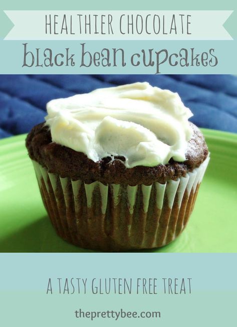 Easy chocolate black bean cupcakes are topped with a delicious cream cheese frosting. This is a gluten free cupcake recipe everyone loves! Gluten Free Cupcake Recipe, Chocolate Cupcakes Recipe, Vanilla Bean Frosting, Vegan Chocolate Cupcakes, Gluten Free Cupcakes, Delicious Cream, Sweet Recipes Desserts, Gluten Free Treats, Healthy Chocolate