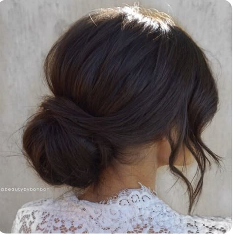 Low Bun Wedding Hair, Bridal Makeup And Hair, Sanggul Modern, Low Updo, Chignon Bun, Wedding Hair Up, Bridal Hair Updo, Best Hairstyle, Wedding Hair Inspiration